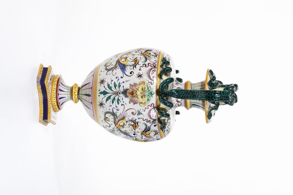 Vaso biansato a raffellesche.<BR>Sesto Fiorentino, Manifattura Fantechi, primo quarto del XX secolo.  - Asta Maioliche e Porcellane - Associazione Nazionale - Case d'Asta italiane