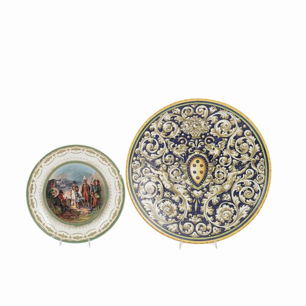 Due piatti.<BR>Francia e Italia, XIX e XX secolo.<BR>  - Asta Maioliche e Porcellane - Associazione Nazionale - Case d'Asta italiane