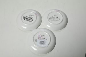 Tre sottobicchieri Orchestra.<BR>Milano, Fornasetti, 1950 circa.  - Asta Maioliche e Porcellane - Associazione Nazionale - Case d'Asta italiane