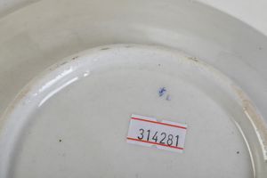 Piatto.<BR>Torino, Manifattura di Vinovo, periodo Lomello, 1815 -1825.  - Asta Maioliche e Porcellane - Associazione Nazionale - Case d'Asta italiane