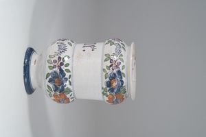 Albarello.<BR>Veneto, probabilmente Nove, XIX secolo.  - Asta Maioliche e Porcellane - Associazione Nazionale - Case d'Asta italiane