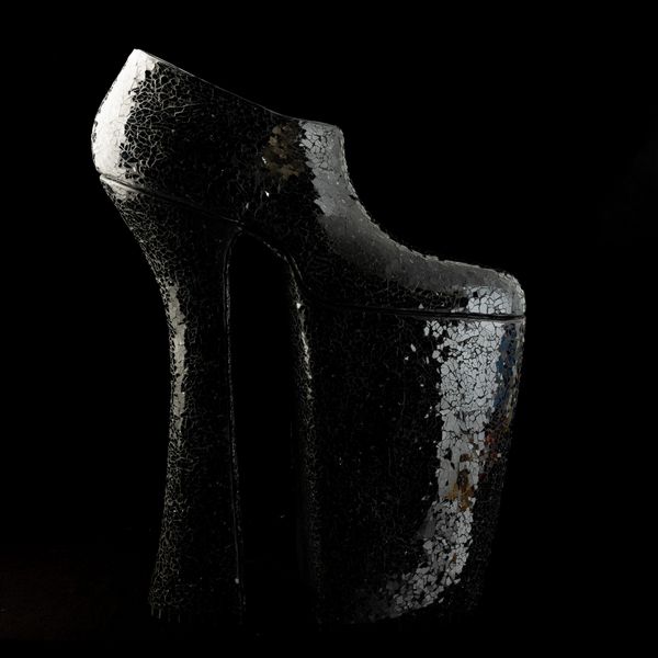 Richard Gabriel : Scarpa Lady Gaga Tour of Fame  - Asta Manifesti d'Epoca e Collectible - Associazione Nazionale - Case d'Asta italiane