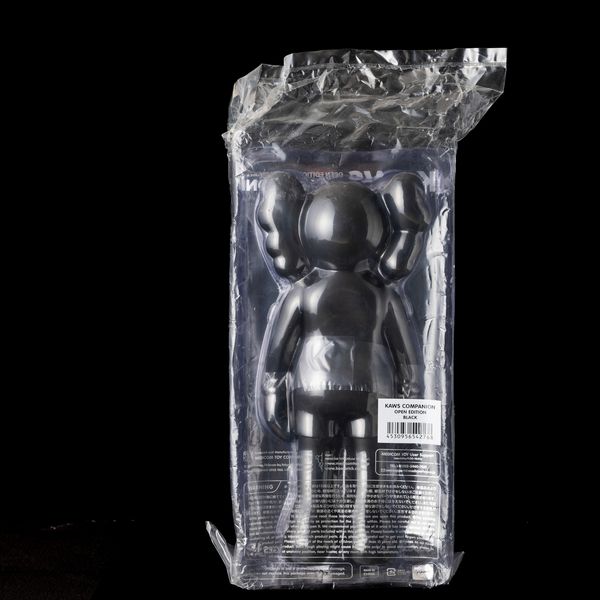 KAWS : Companion Open Edition  - Asta Manifesti d'Epoca e Collectible - Associazione Nazionale - Case d'Asta italiane