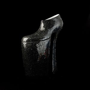Richard Gabriel : Scarpa Lady Gaga Tour of Fame  - Asta Manifesti d'Epoca e Collectible - Associazione Nazionale - Case d'Asta italiane