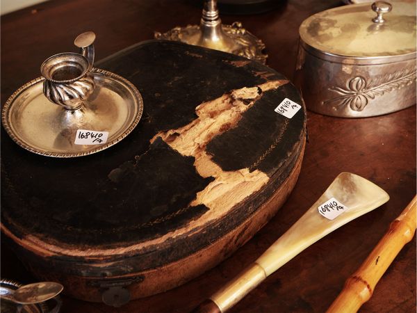Accessori da toilette d'epoca, anche in argento  - Asta Dimore fiorentine - Associazione Nazionale - Case d'Asta italiane