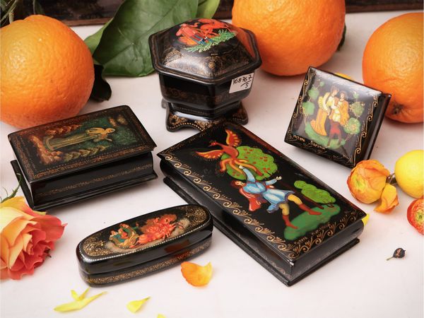 Raccolta di scatole in lacca  - Asta Dimore fiorentine - Associazione Nazionale - Case d'Asta italiane