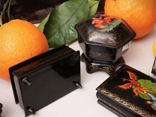 Raccolta di scatole in lacca  - Asta Dimore fiorentine - Associazione Nazionale - Case d'Asta italiane