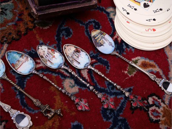 Miscellanea di curiosit� d'epoca  - Asta Dimore fiorentine - Associazione Nazionale - Case d'Asta italiane