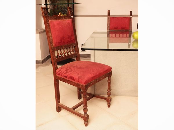 Serie di quattro sedie in noce  - Asta Dimore fiorentine - Associazione Nazionale - Case d'Asta italiane