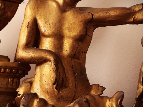 Caminiera in legno laccato e lumeggiato in oro  - Asta Dimore fiorentine - Associazione Nazionale - Case d'Asta italiane