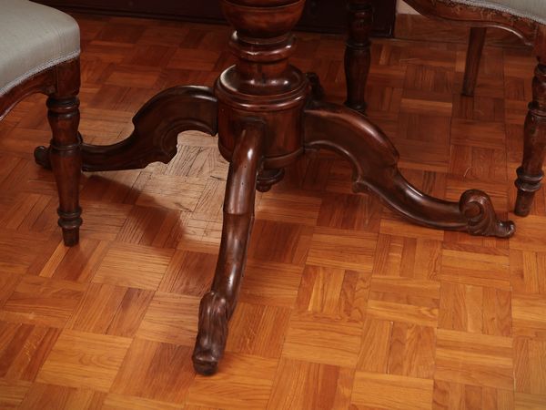 Tavolino da centro in mogano  - Asta Dimore fiorentine - Associazione Nazionale - Case d'Asta italiane