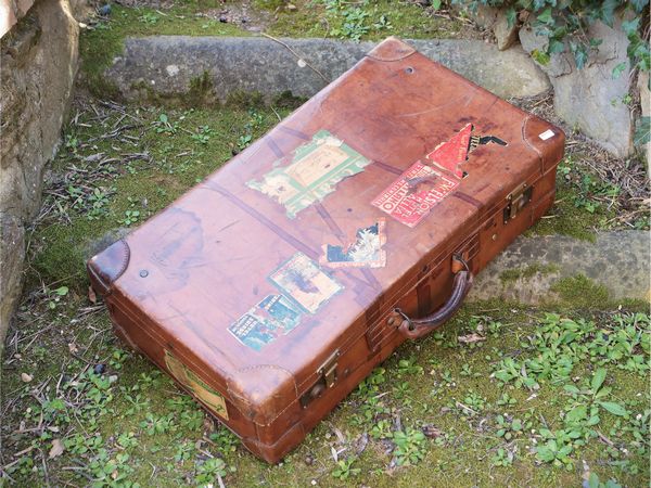 Valigia vintage in cuoio  - Asta Dimore fiorentine - Associazione Nazionale - Case d'Asta italiane