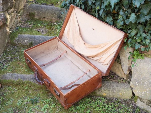 Valigia vintage in cuoio  - Asta Dimore fiorentine - Associazione Nazionale - Case d'Asta italiane