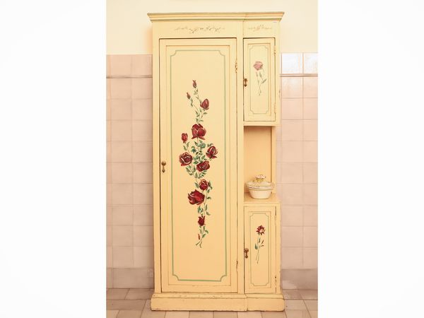 Mobiletto in legno laccato bianco  - Asta Dimore fiorentine - Associazione Nazionale - Case d'Asta italiane