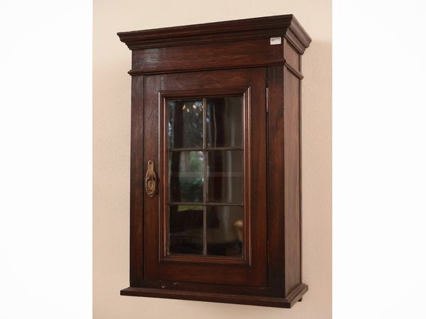 Piccolo stipo pensile in legno tenero  - Asta Dimore fiorentine - Associazione Nazionale - Case d'Asta italiane