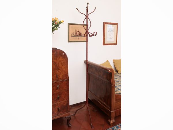 Attaccapanni a stelo in ferro battuto  - Asta Dimore fiorentine - Associazione Nazionale - Case d'Asta italiane