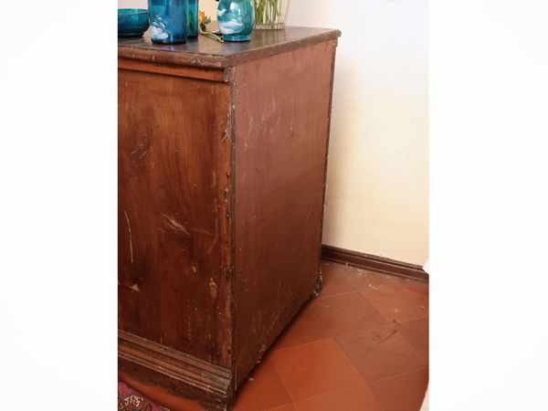 Coppia di comodini in noce  - Asta Dimore fiorentine - Associazione Nazionale - Case d'Asta italiane