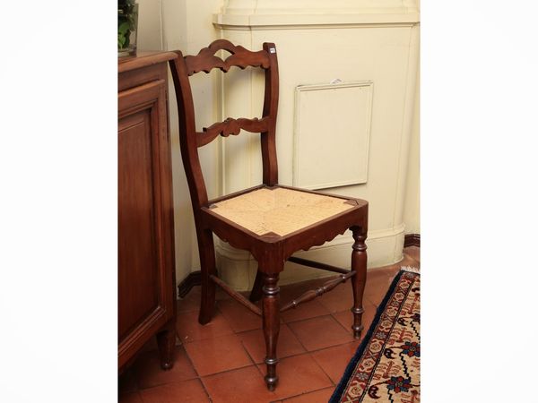 Coppia di sedie in noce  - Asta Dimore fiorentine - Associazione Nazionale - Case d'Asta italiane