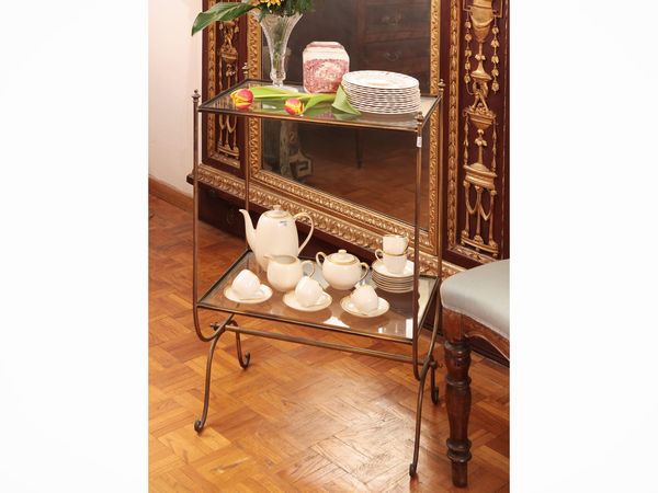 Tavolino da appoggio in metallo e vetro  - Asta Dimore fiorentine - Associazione Nazionale - Case d'Asta italiane