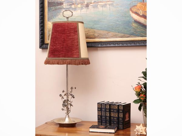 Lume da tavolo in metallo argentato  - Asta Dimore fiorentine - Associazione Nazionale - Case d'Asta italiane