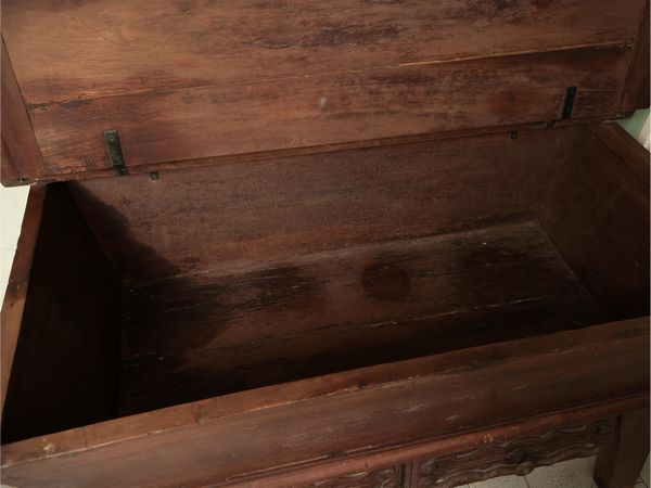 Madia da pane in noce ed altre essenze  - Asta Dimore fiorentine - Associazione Nazionale - Case d'Asta italiane