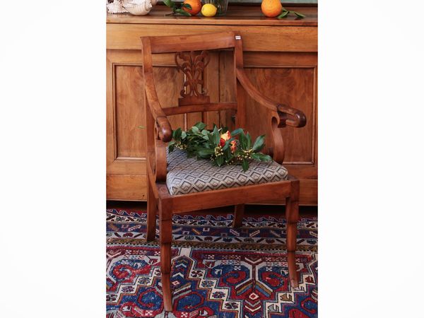 Poltroncina in ciliegio  - Asta Dimore fiorentine - Associazione Nazionale - Case d'Asta italiane