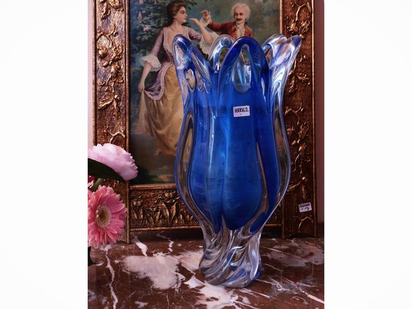 Vaso a tulipano in vetro soffiato  - Asta Dimore fiorentine - Associazione Nazionale - Case d'Asta italiane