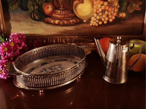 Due accessori in metallo argentato  - Asta Dimore fiorentine - Associazione Nazionale - Case d'Asta italiane