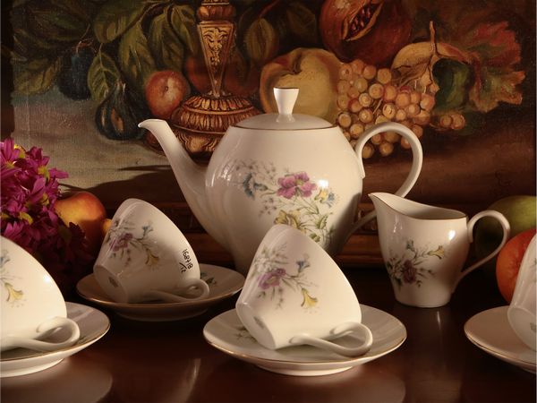 Servizio da t� o caff� lungo in porcellana, Richard Ginori  - Asta Dimore fiorentine - Associazione Nazionale - Case d'Asta italiane