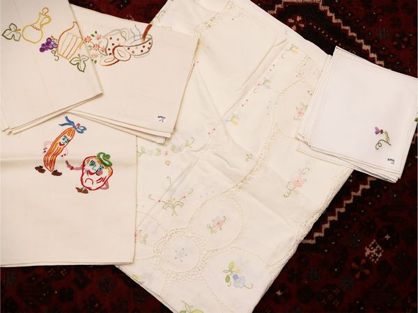 Lotto di biancheria per la tavola in lino  - Asta Dimore fiorentine - Associazione Nazionale - Case d'Asta italiane