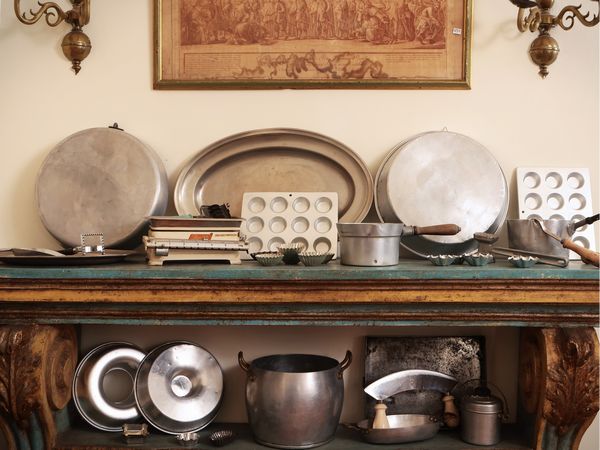 Grande miscellanea di utensili e accessori da cucina  - Asta Dimore fiorentine - Associazione Nazionale - Case d'Asta italiane