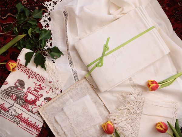 Lotto di biancheria in lino  - Asta Dimore fiorentine - Associazione Nazionale - Case d'Asta italiane