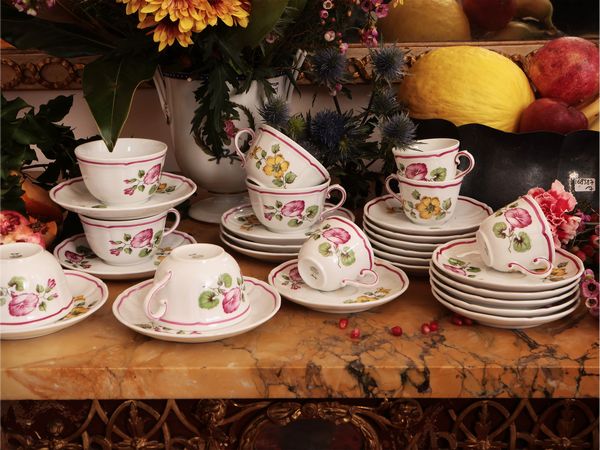 Set di tazzine da t� e caff� in porcellana, Richard Ginori  - Asta Dimore fiorentine - Associazione Nazionale - Case d'Asta italiane