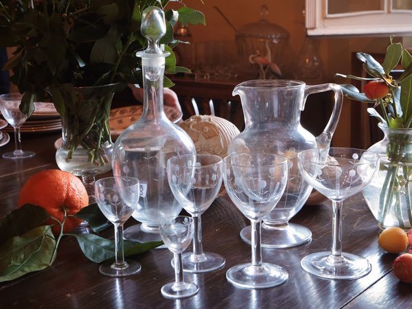 Servizio bicchieri in vetro molato  - Asta Dimore fiorentine - Associazione Nazionale - Case d'Asta italiane