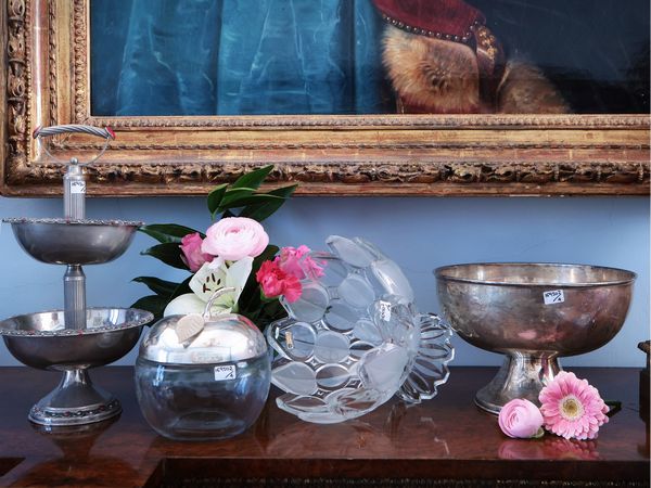 Accessori per la tavola in metallo argentato e cristallo  - Asta Dimore fiorentine - Associazione Nazionale - Case d'Asta italiane