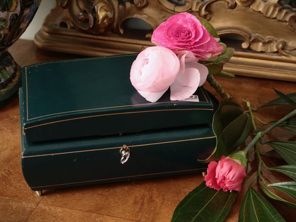 Lotto di bijoux  - Asta Dimore fiorentine - Associazione Nazionale - Case d'Asta italiane