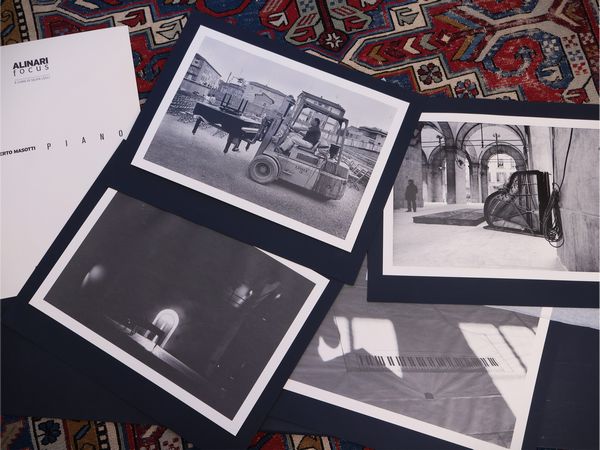 Due cartelle di grafica contemporanea  - Asta Dimore fiorentine - Associazione Nazionale - Case d'Asta italiane