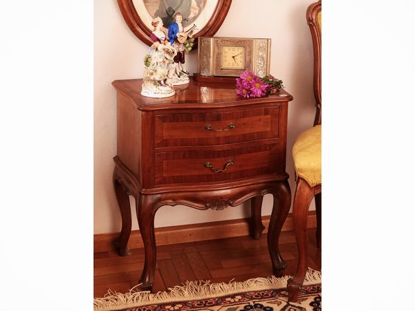 Coppia di comodini impiallacciato in noce ed altre essenze  - Asta Dimore fiorentine - Associazione Nazionale - Case d'Asta italiane