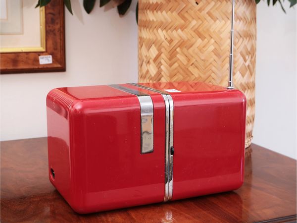 Radio cubo TS502  - Asta Dimore fiorentine - Associazione Nazionale - Case d'Asta italiane
