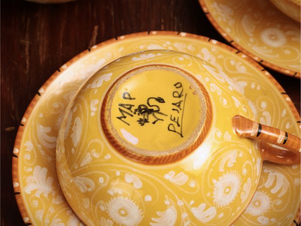 Servizio da t� e caff� in terracotta smaltata, Molaroni Pesaro  - Asta Dimore fiorentine - Associazione Nazionale - Case d'Asta italiane