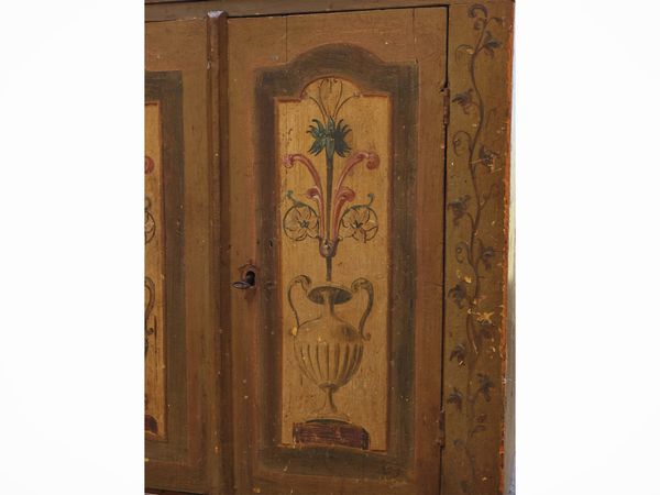 Stipo in legno laccato nei toni del verde  - Asta Dimore fiorentine - Associazione Nazionale - Case d'Asta italiane