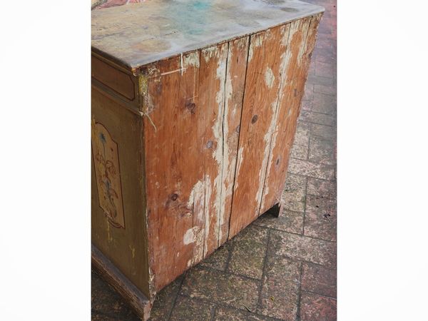 Stipo in legno laccato nei toni del verde  - Asta Dimore fiorentine - Associazione Nazionale - Case d'Asta italiane