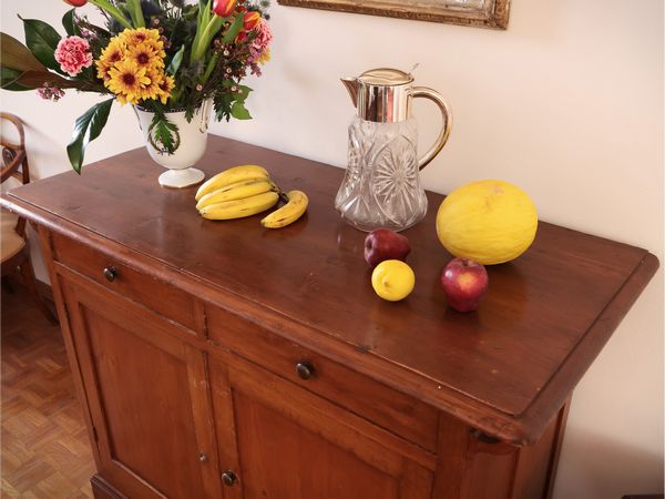 Credenza in abete di gusto Art Nouveau  - Asta Dimore fiorentine - Associazione Nazionale - Case d'Asta italiane