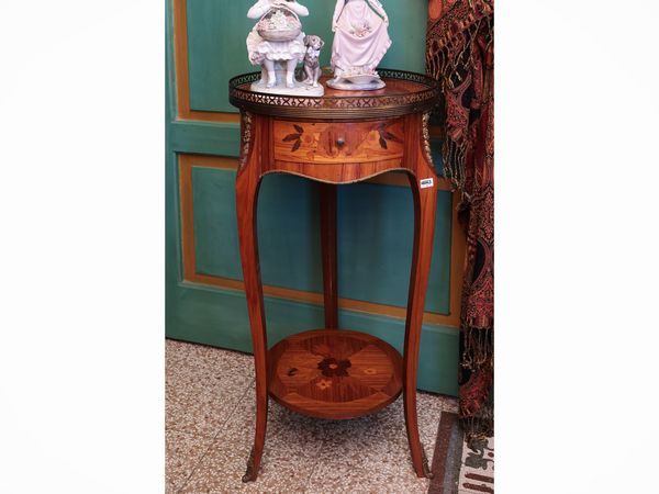 Gueridon impiallacciato in legno di rosa ed altre essenze  - Asta Dimore fiorentine - Associazione Nazionale - Case d'Asta italiane