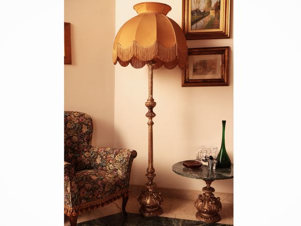 Torciera in legno intagliato e dorato  - Asta Dimore fiorentine - Associazione Nazionale - Case d'Asta italiane