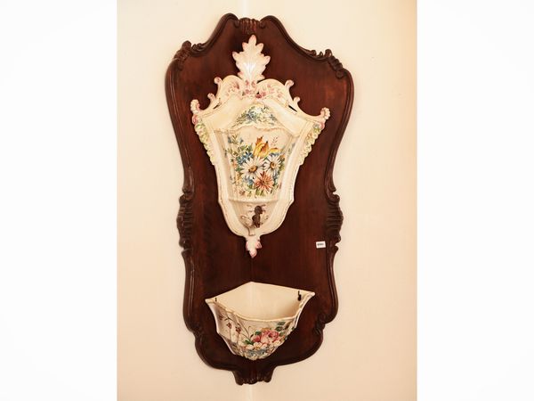 Acquamanile ad angolo in ceramica  - Asta Dimore fiorentine - Associazione Nazionale - Case d'Asta italiane