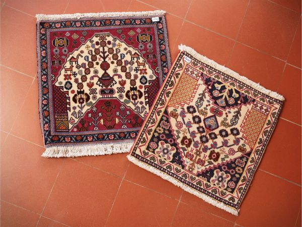 Due piccoli tappeti Bukara di vecchia manifattura  - Asta Dimore fiorentine - Associazione Nazionale - Case d'Asta italiane