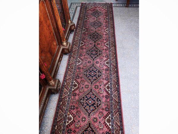 Tappeto galleria persiano  - Asta Dimore fiorentine - Associazione Nazionale - Case d'Asta italiane