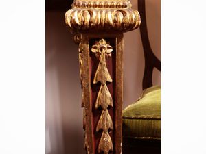 Console in legno tinto rosso pompeiano e lumeggiato in oro  - Asta Dimore fiorentine - Associazione Nazionale - Case d'Asta italiane