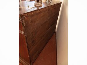 Cassettone in noce  - Asta Dimore fiorentine - Associazione Nazionale - Case d'Asta italiane